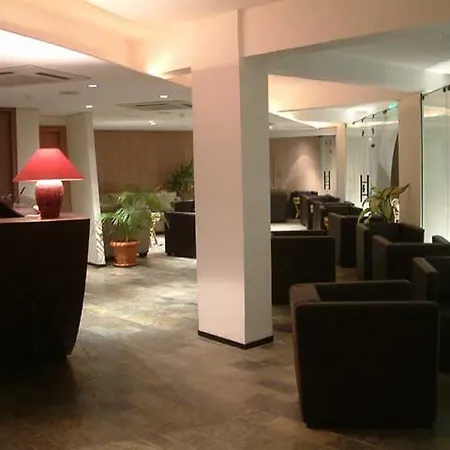 潘德里姆酒店式公寓 Paphos