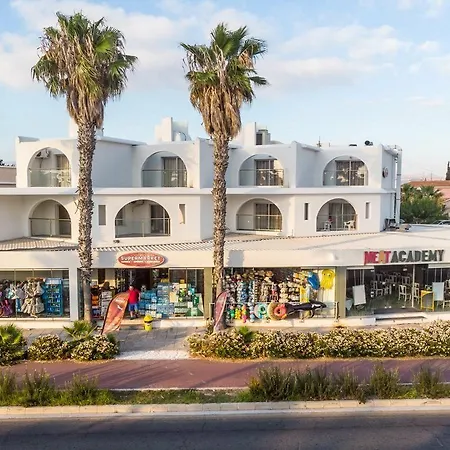 Pandream Aparthotel Paphos